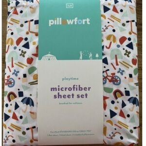 COPY - Pillowfort Full Sheet Set with Playtime Pattern With White Background